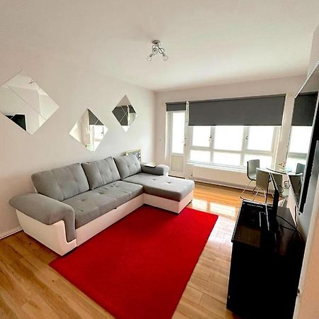 Апартаменты 303 Alexandra Avenue Ha2 9Dx Пиннер Экстерьер фото