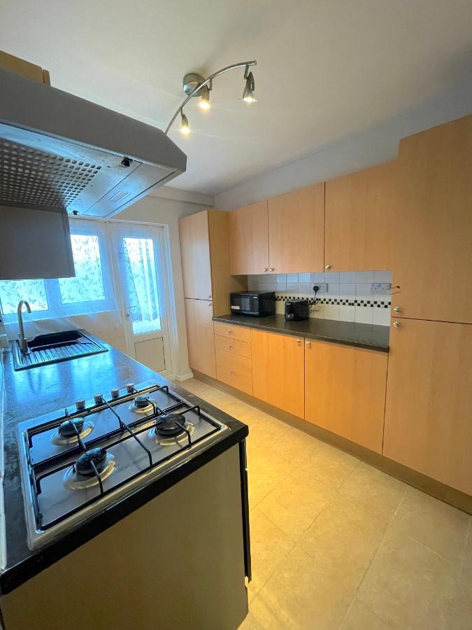 Апартаменты 303 Alexandra Avenue Ha2 9Dx Пиннер Экстерьер фото